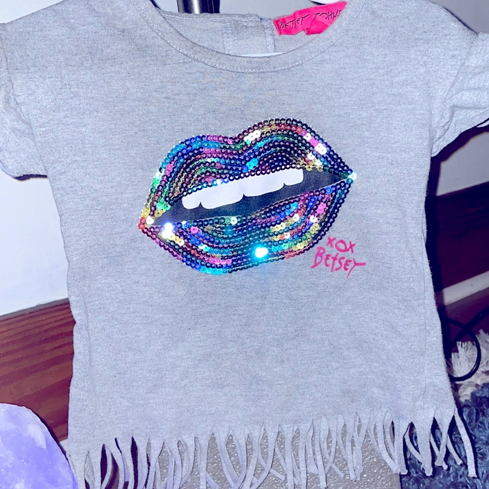 Betsy Johnson fringed, sequin lips shirt 12 months. Super cute💋